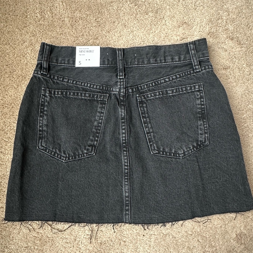 NWT Mango Black Denim Mini Skirt with Frayed Hem size small - Picture 12 of 16